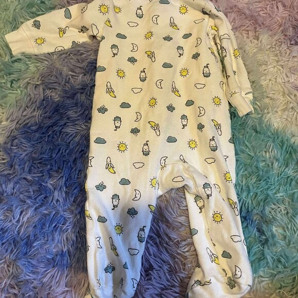 Carter's Zip Up Pajamas 6 Months - Picture 5 of 5